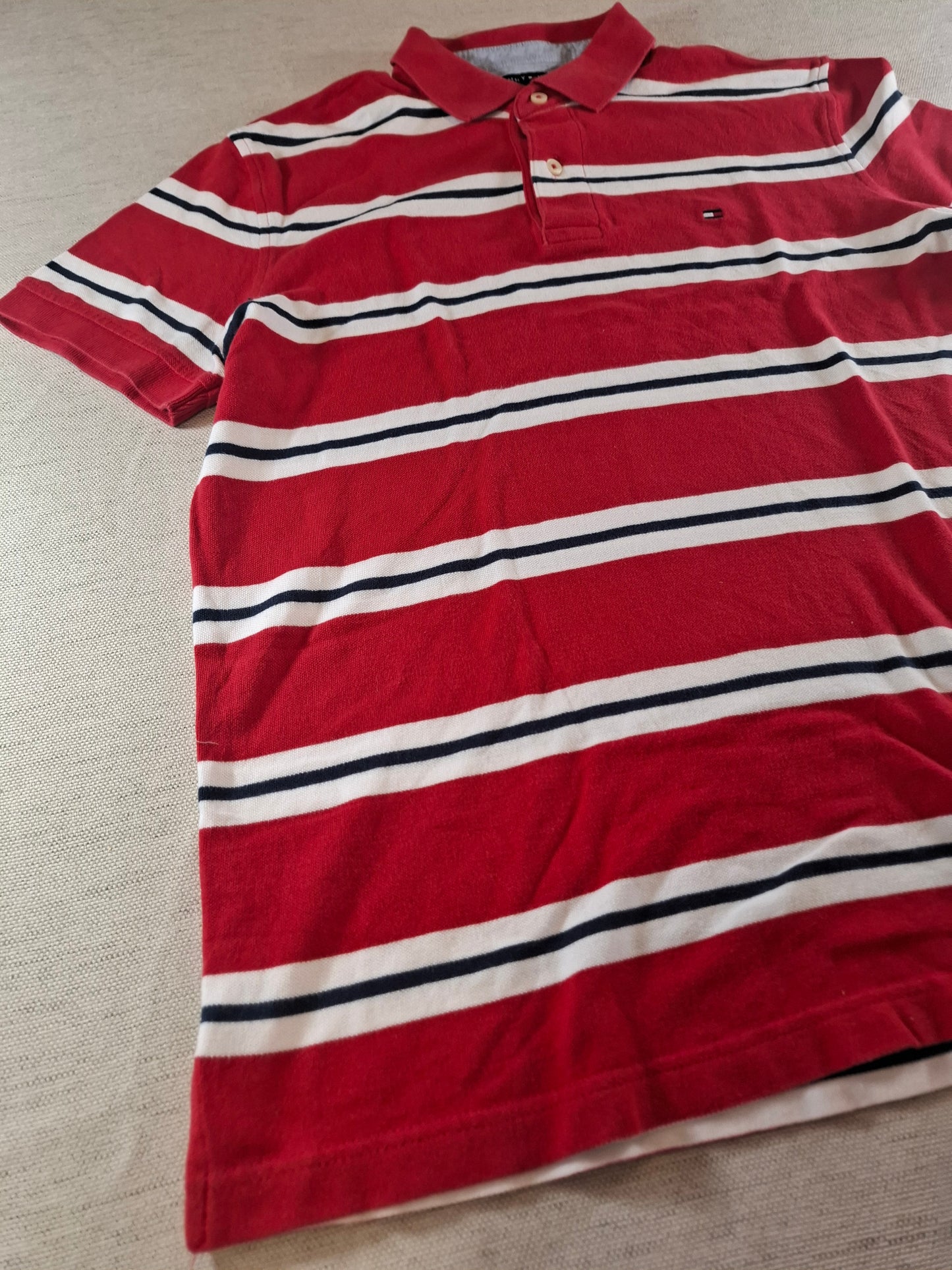 001111 Tommy Hilfiger Polo size M Red/ White/ Black striped