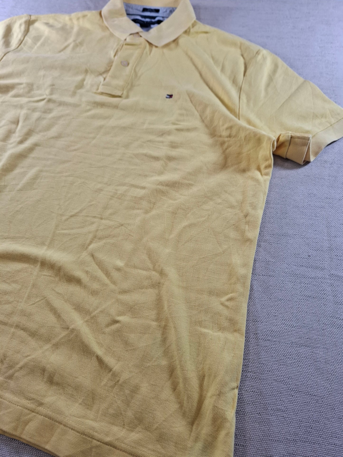 001063 Tommy Hilfiger Polo size L Yellow