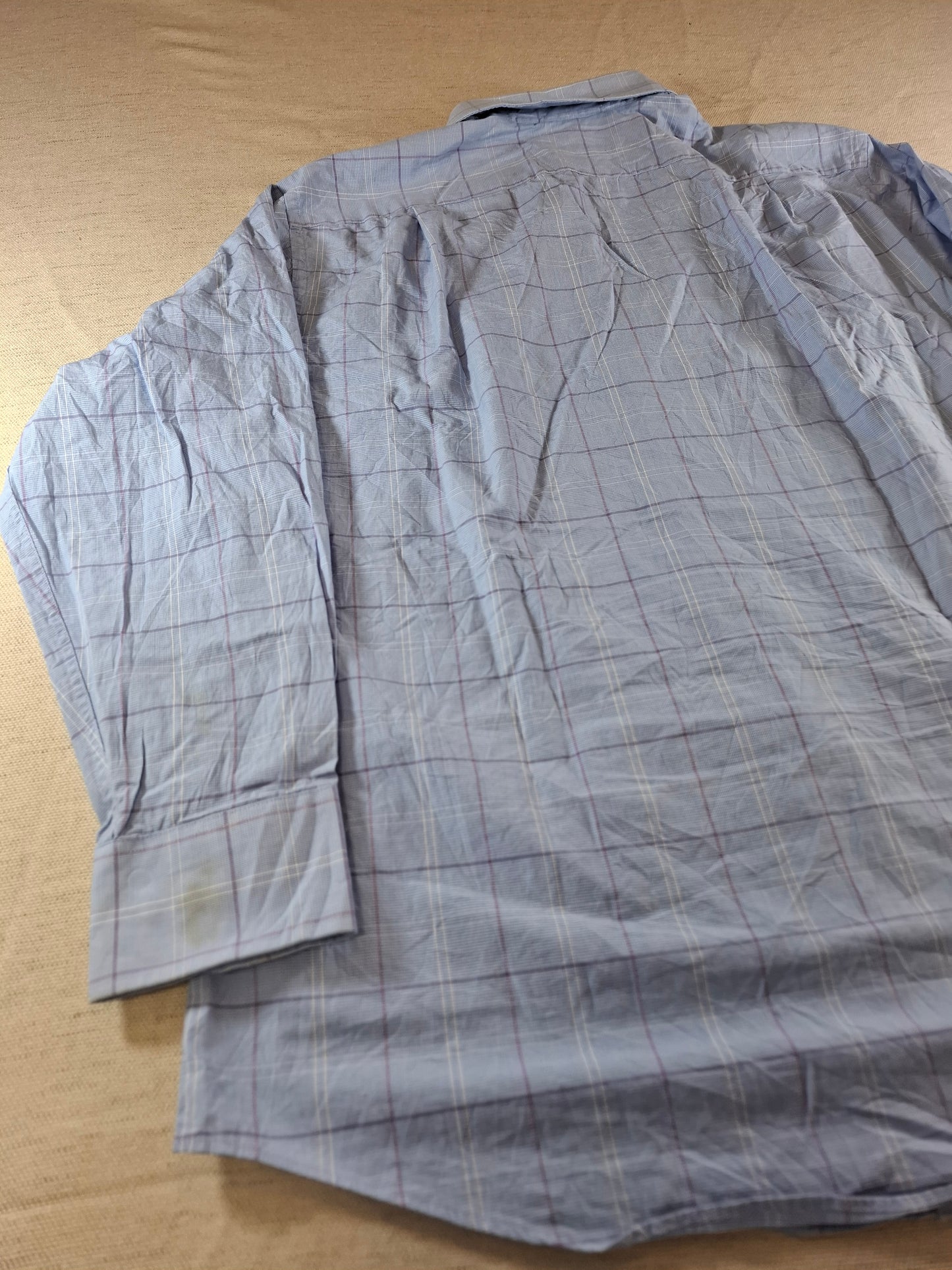001095 Tommy Hilfiger Button down shirt size 16,5 / 32-33 / L Blue/ White/ Red checkered
