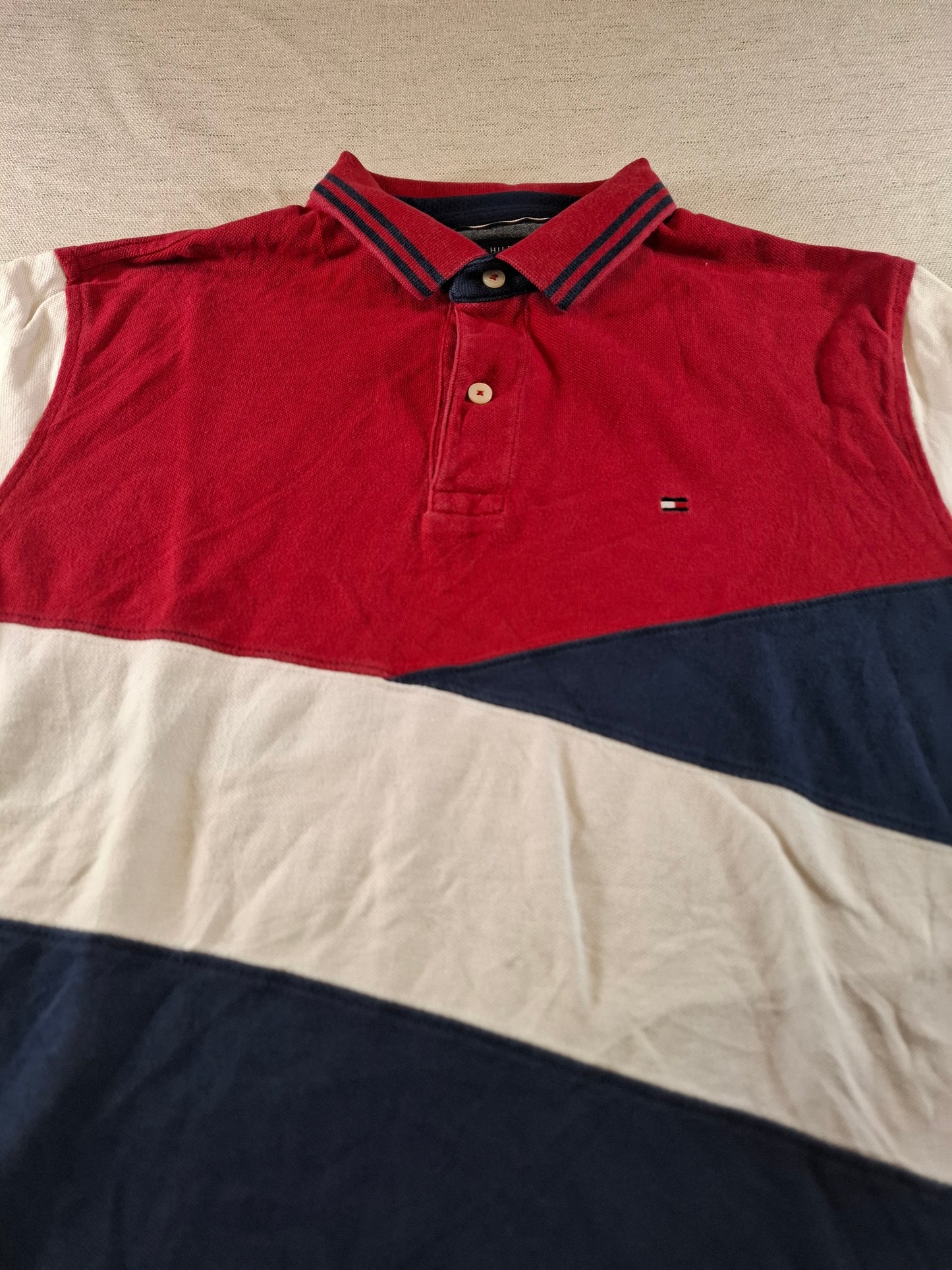 001064 Tommy Hilfiger Polo size L Red/ White/ Blue