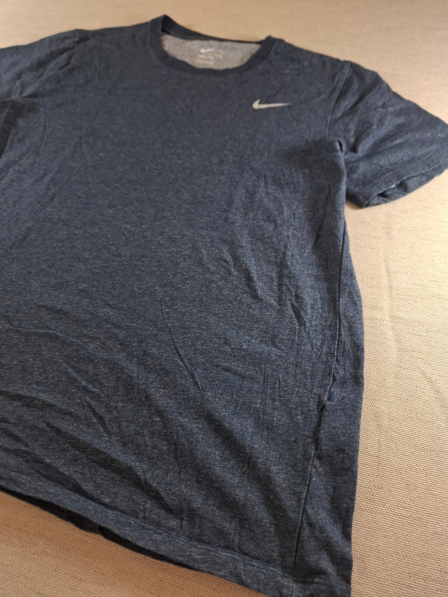 001123 Nike T-shirt size L Navy/ Grey