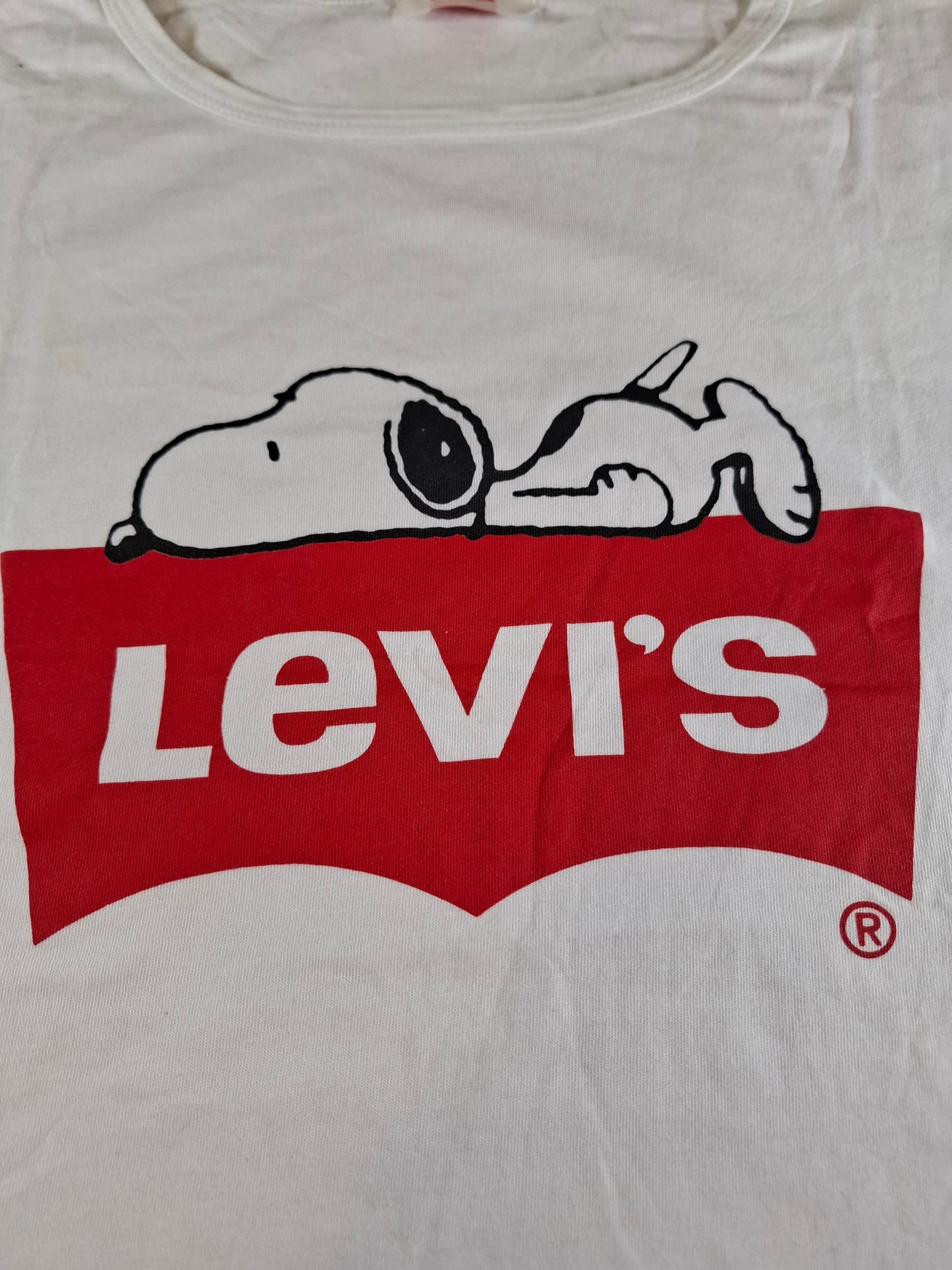 001135 Levi's T-shirt size L White