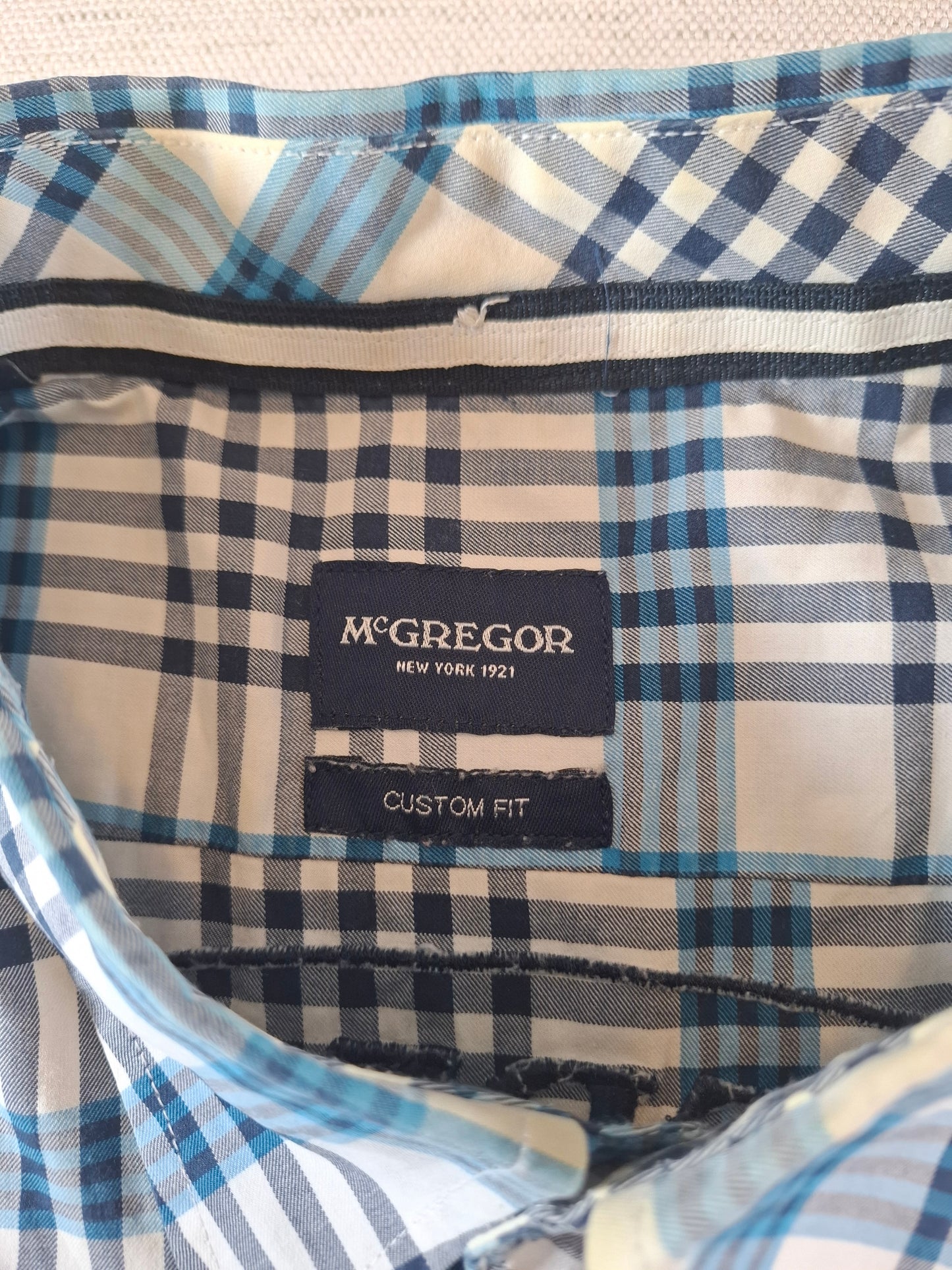 001087 McGregor Button down shirt size XXXL Blue/ White checkered