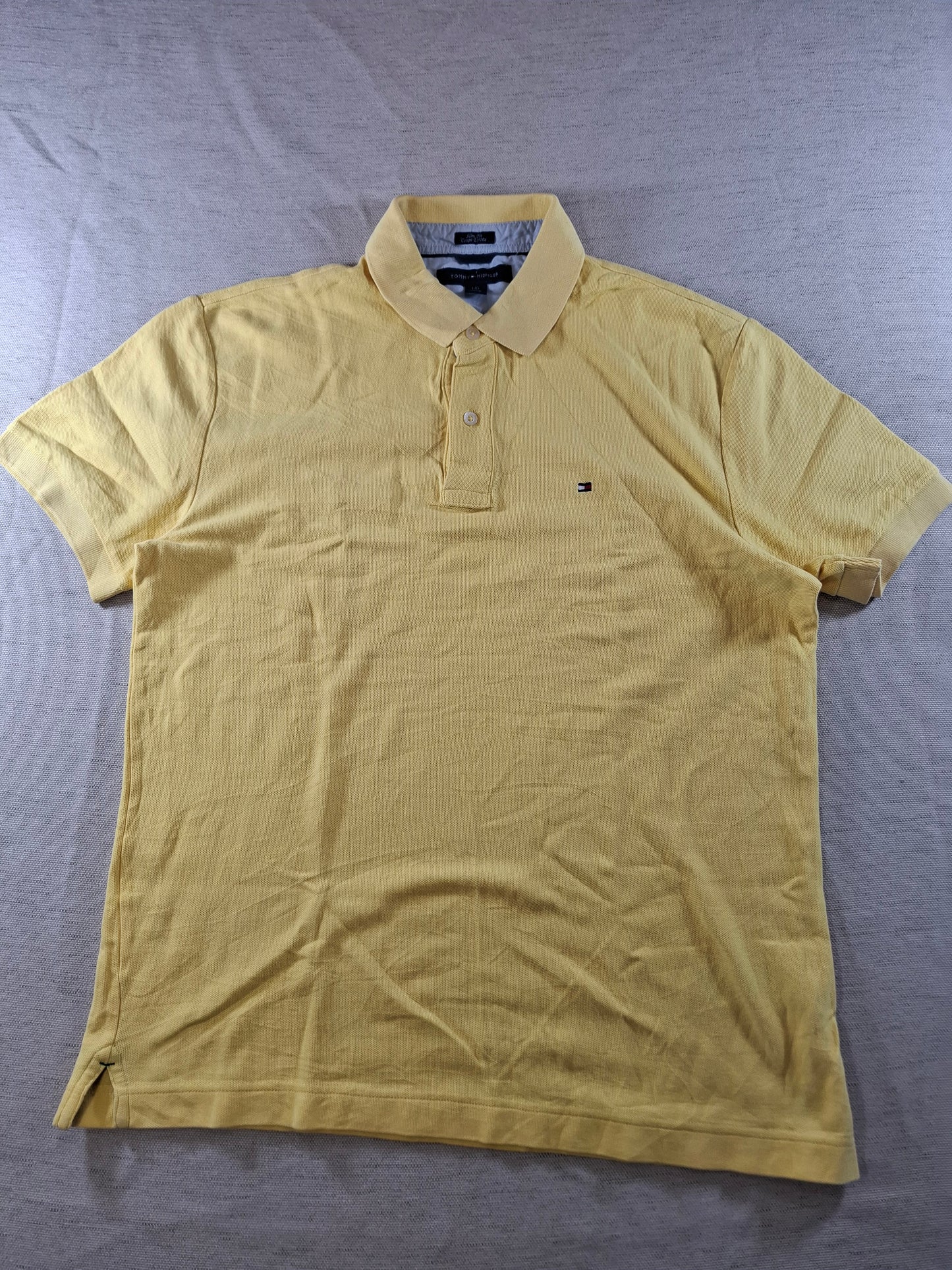 001063 Tommy Hilfiger Polo size L Yellow