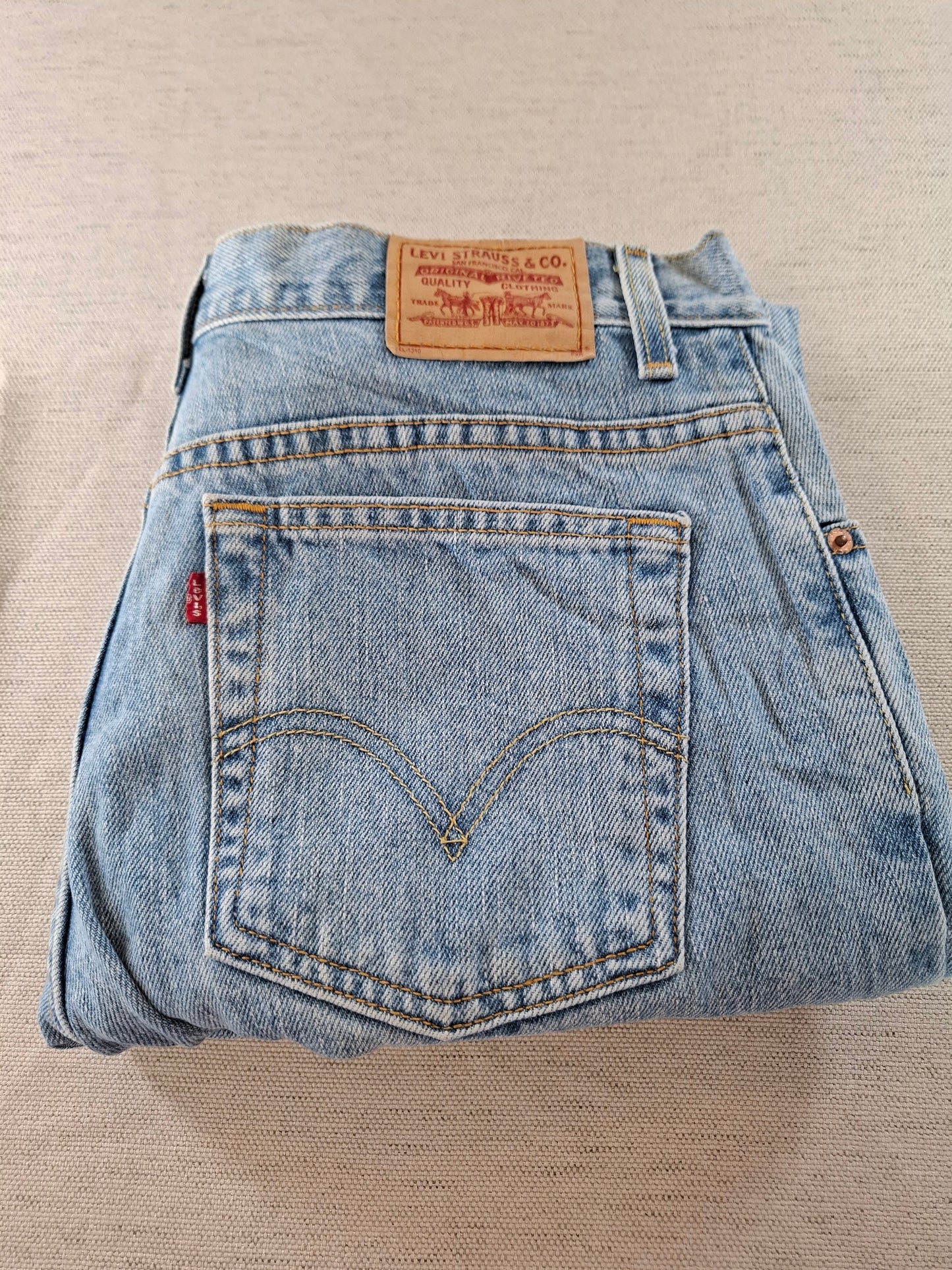 000176 Levi's 550 Jeans size 14S Blue