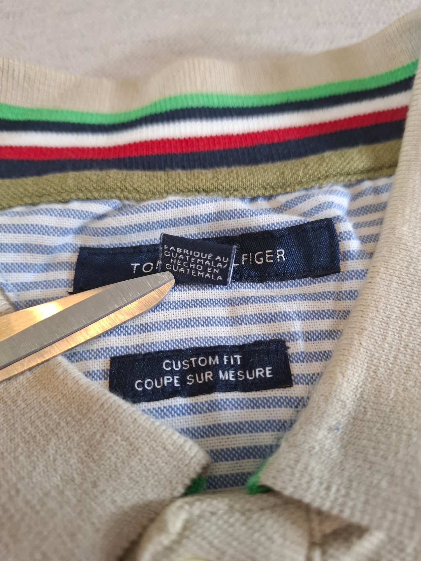 001067 Tommy Hilfiger Polo size M Khaki