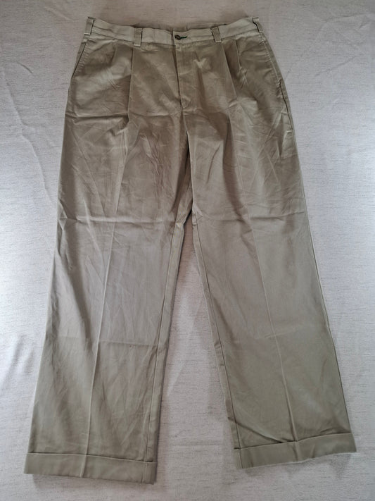 000171 Tommy Hilfiger Chino size 38/30 Khaki