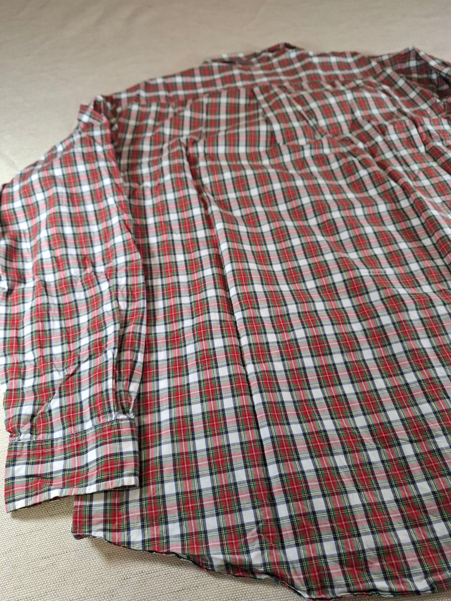 001073 Polo Ralph Lauren Button down shirt size XL Multi/ Red