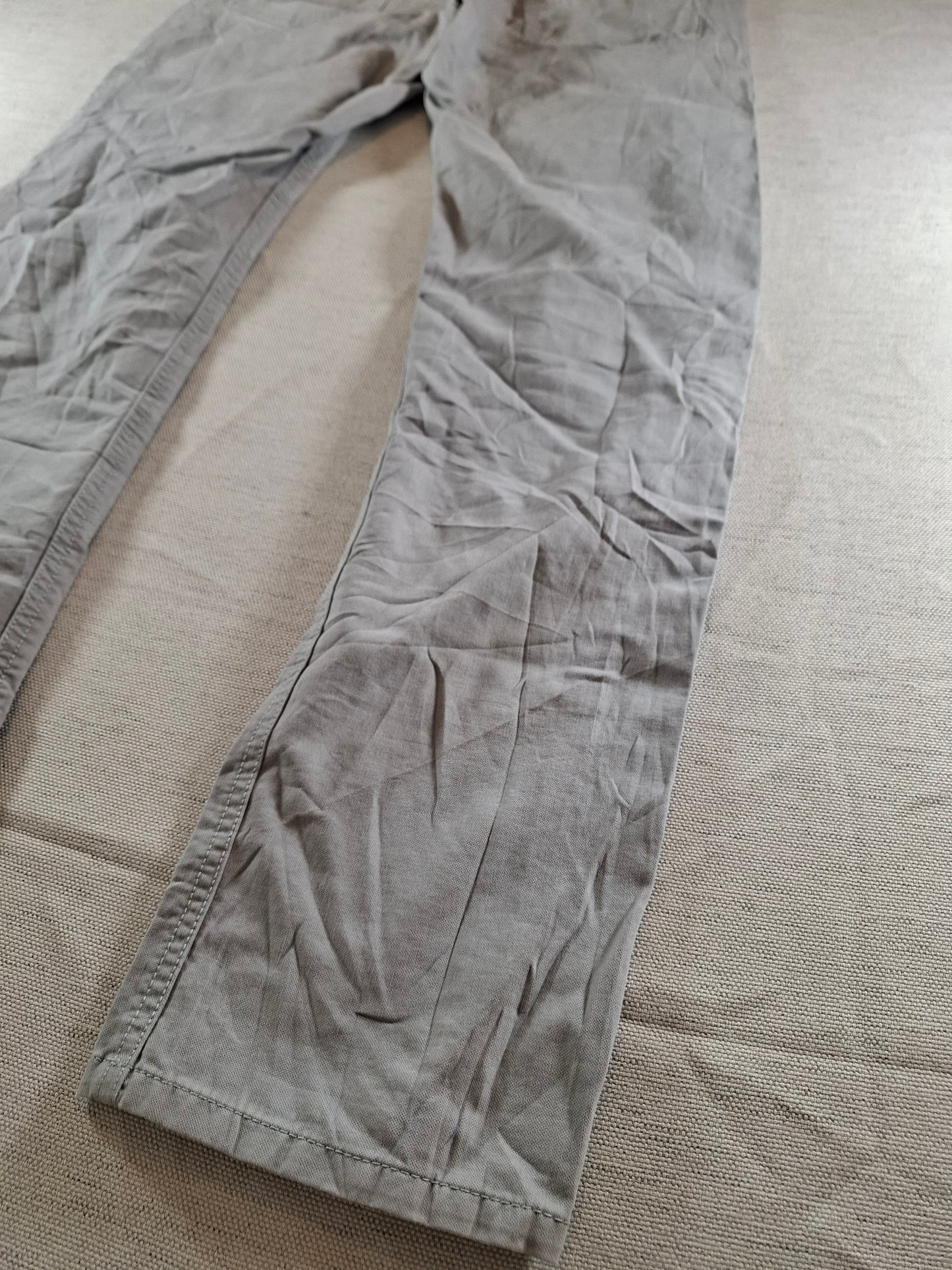 000224 Tommy Hilfiger Jeans size 30/32 Grey