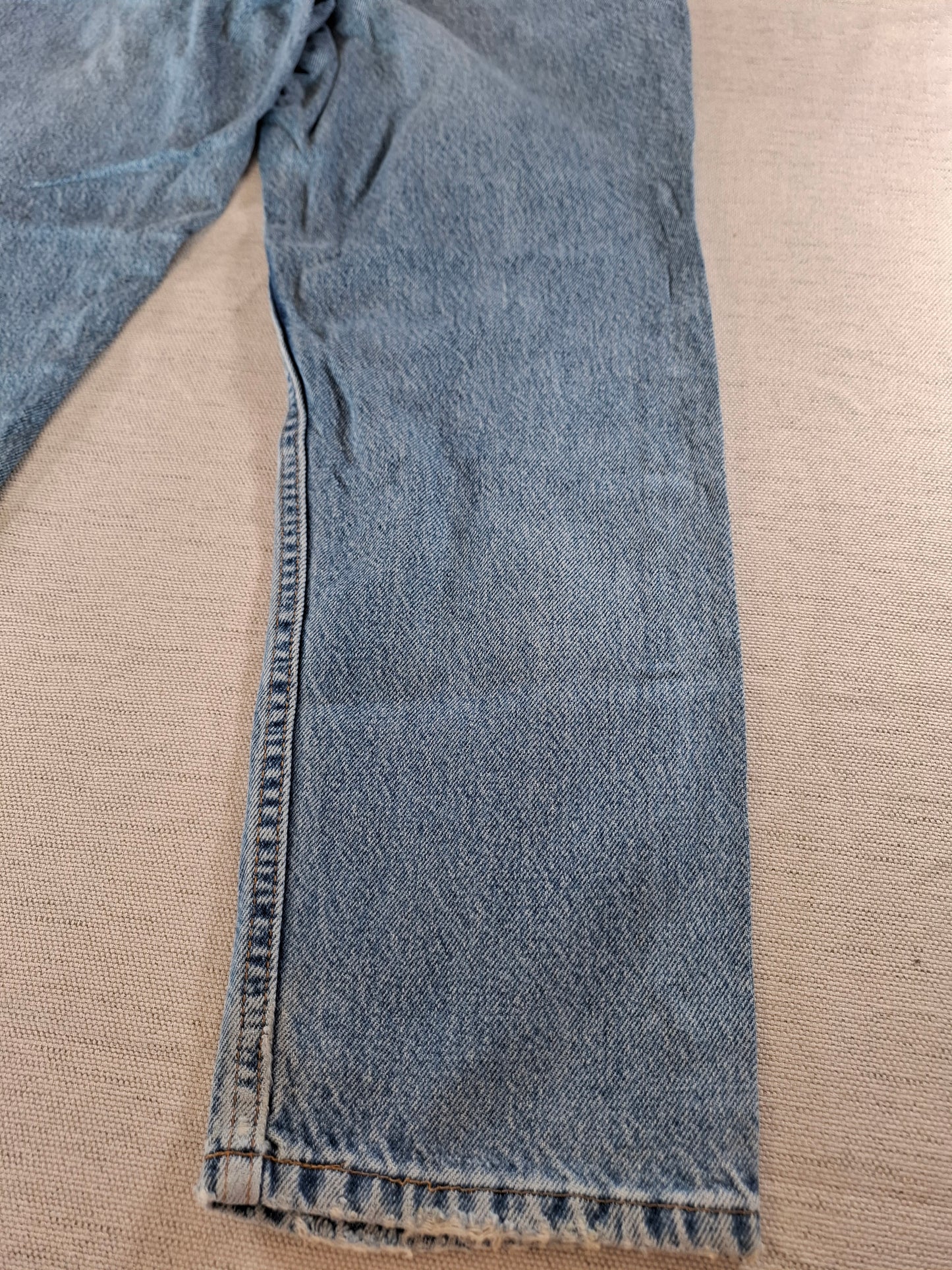 000177 Levi's 550 Jeans size 31/27 Blue