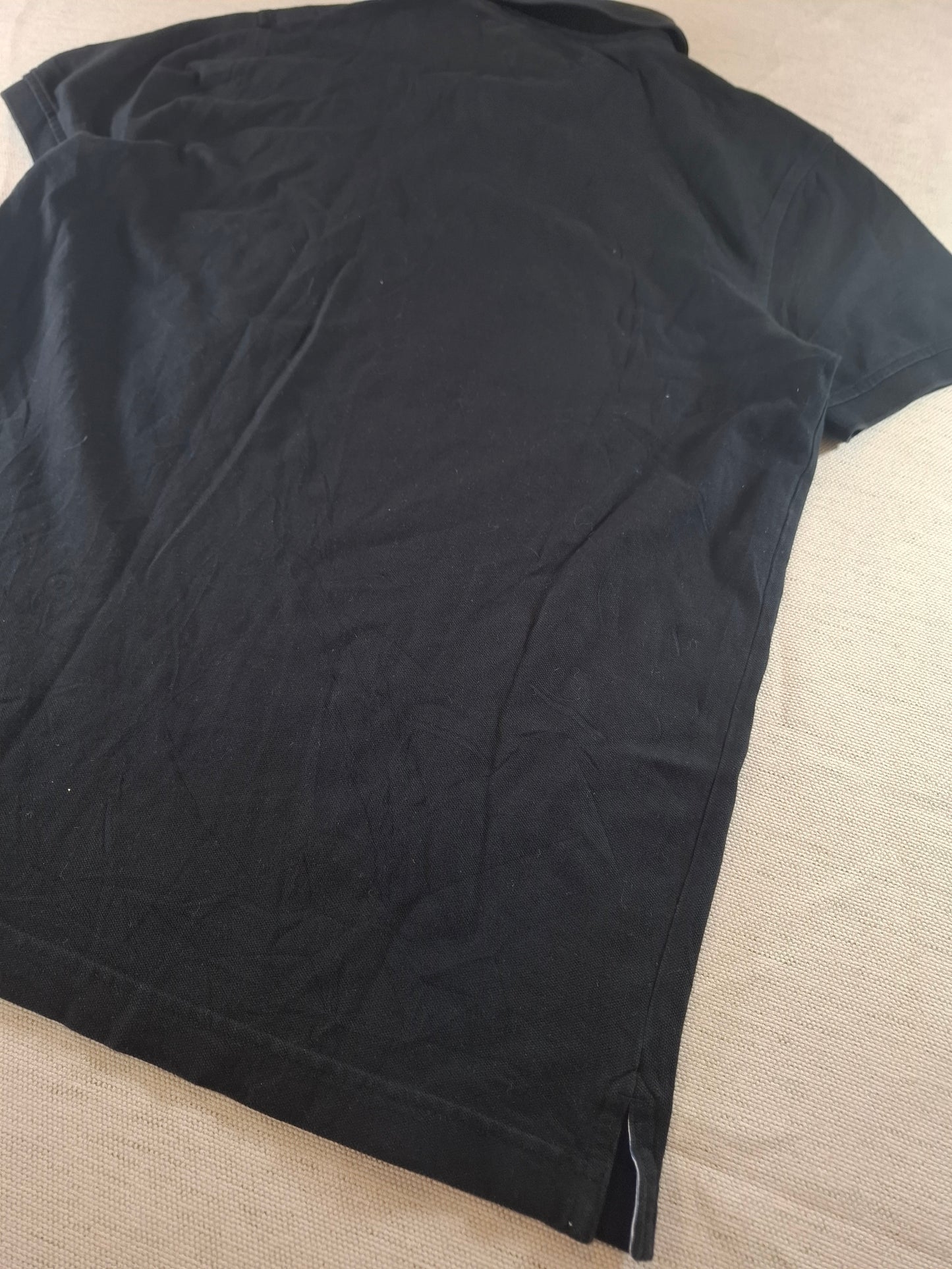 000158 Tommy Hilfiger Polo size M Black