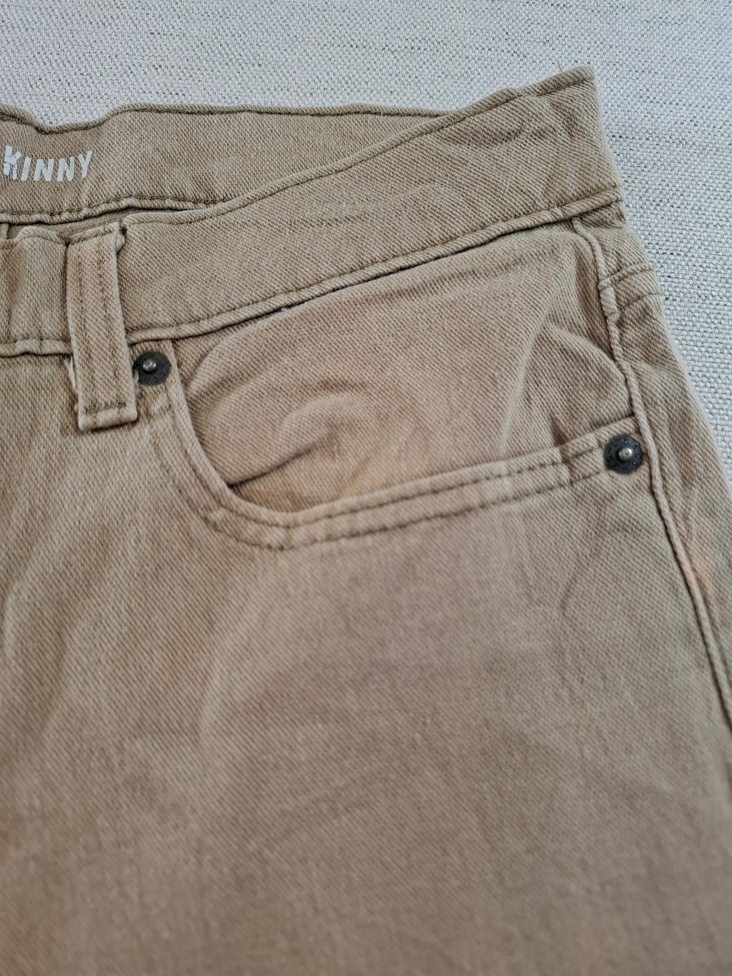 000172 Levi's Jeans size 18 Regular Khaki