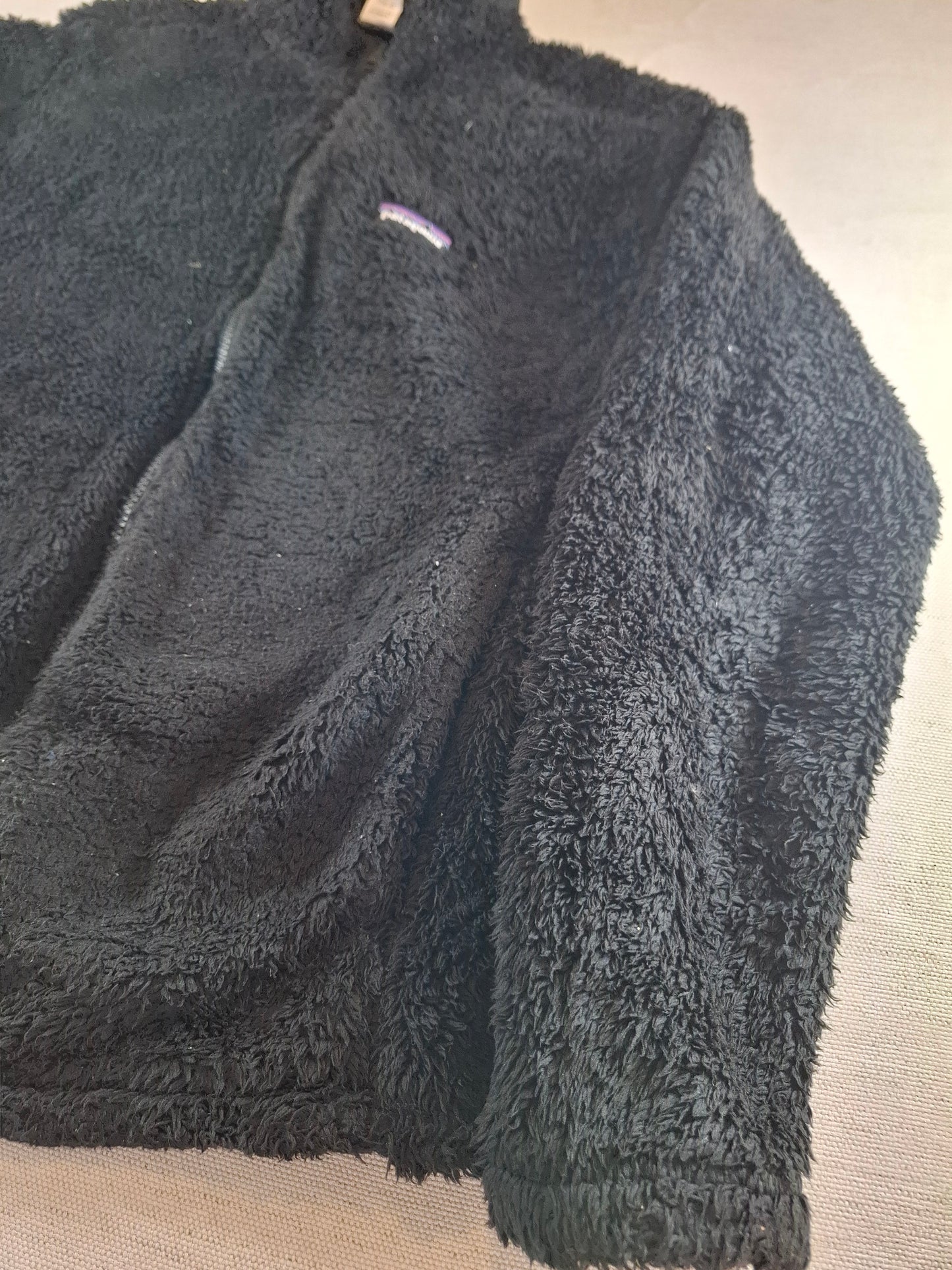 000693 Patagonia Fleece size M Black