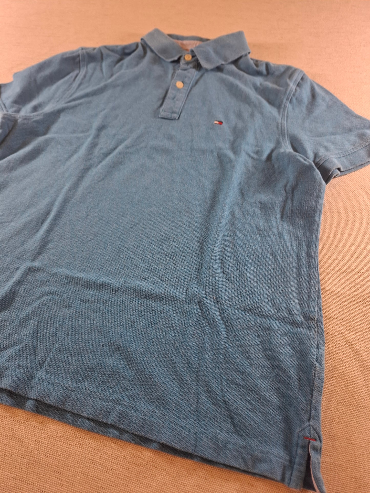 001109Tommy Hilfiger Polo size M Turquoise