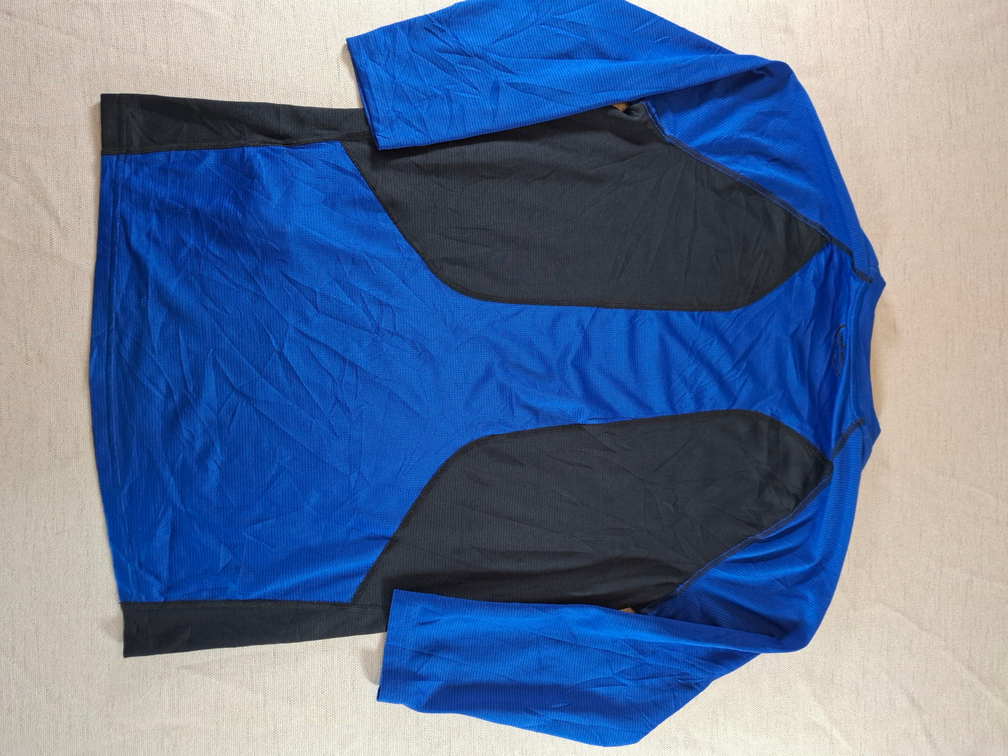 001156 Under Armour Longsleeve t-shirt size S Blue/ Black