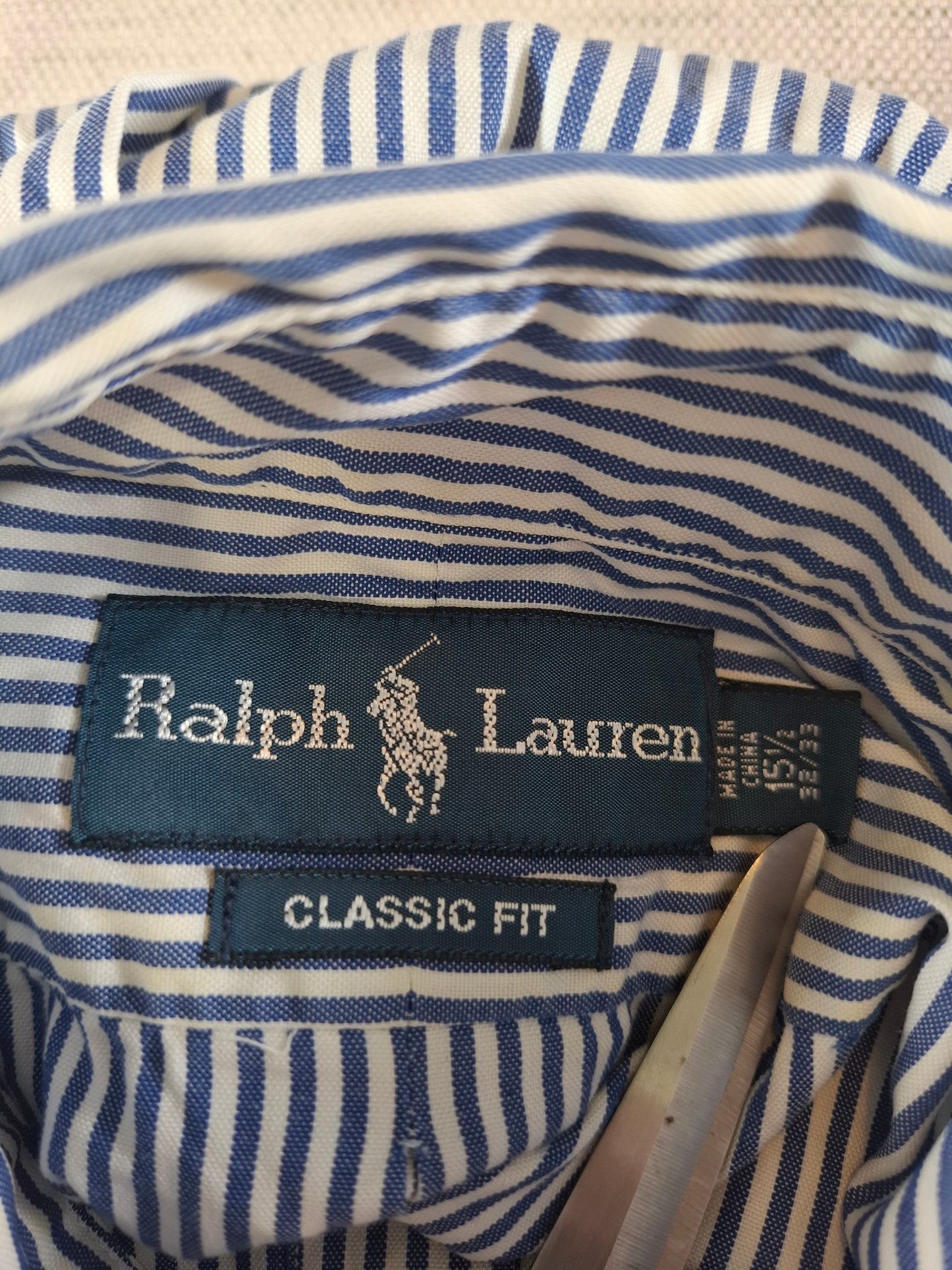 001082 Polo Ralph Lauren Button down shirt size 15.5 / 32-33 Blue/ White striped