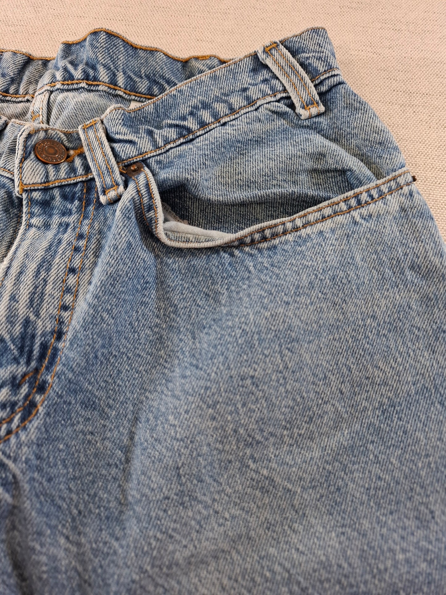 000177 Levi's 550 Jeans size 31/27 Blue