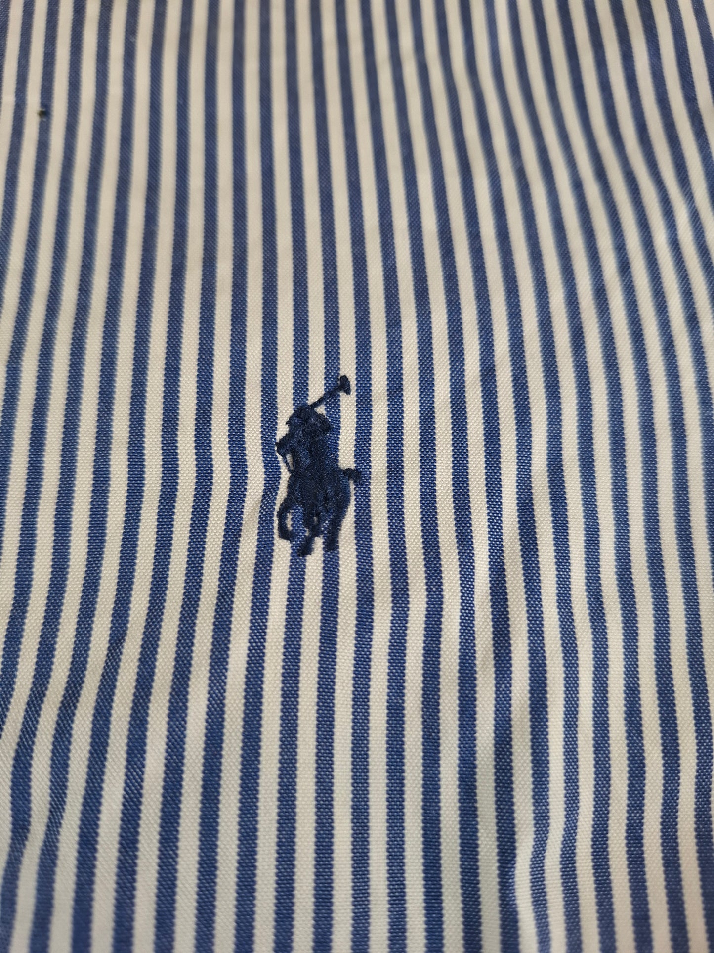 001082 Polo Ralph Lauren Button down shirt size 15.5 / 32-33 Blue/ White striped