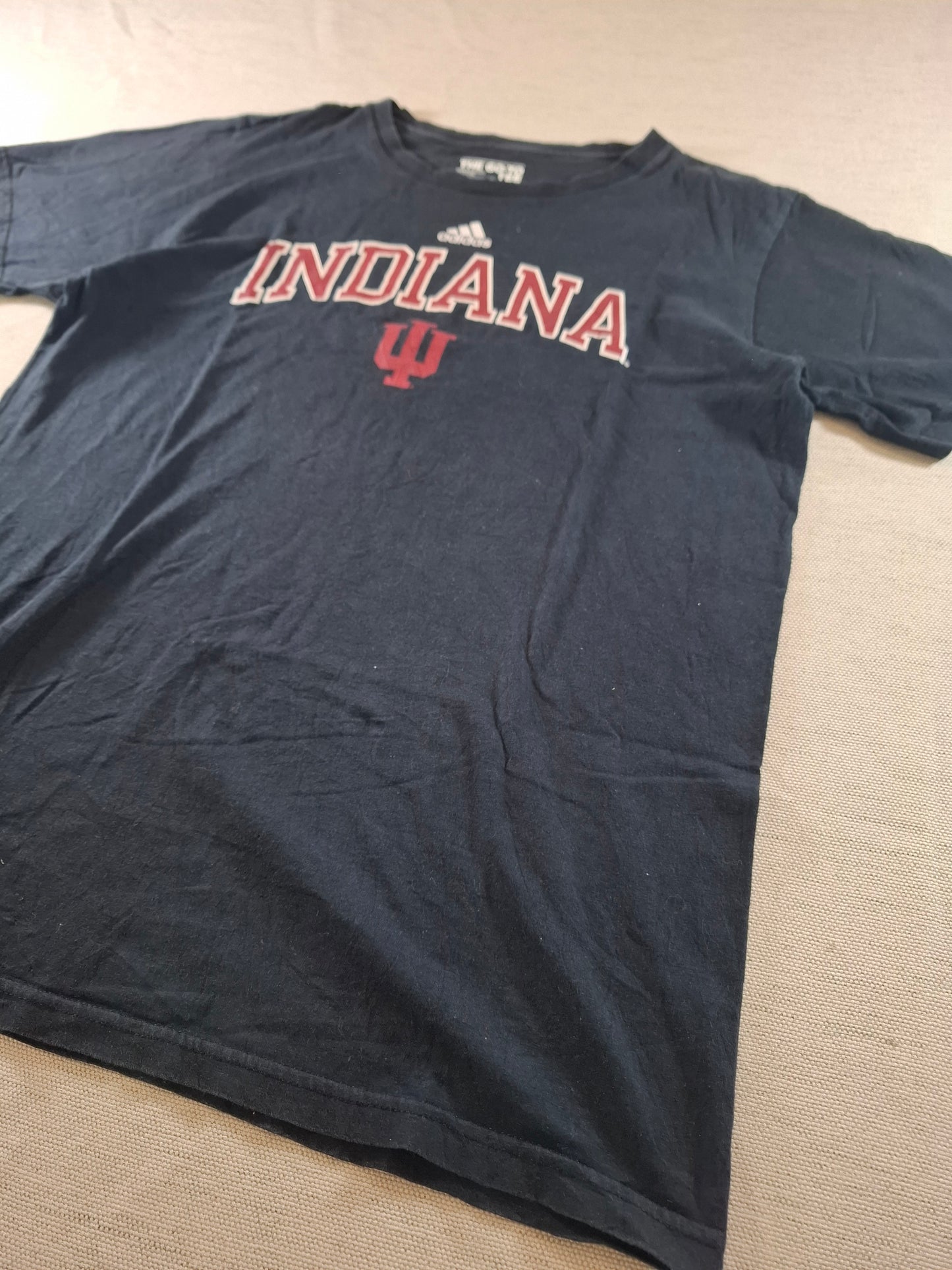 000947 Adidas T-shirt size M Black