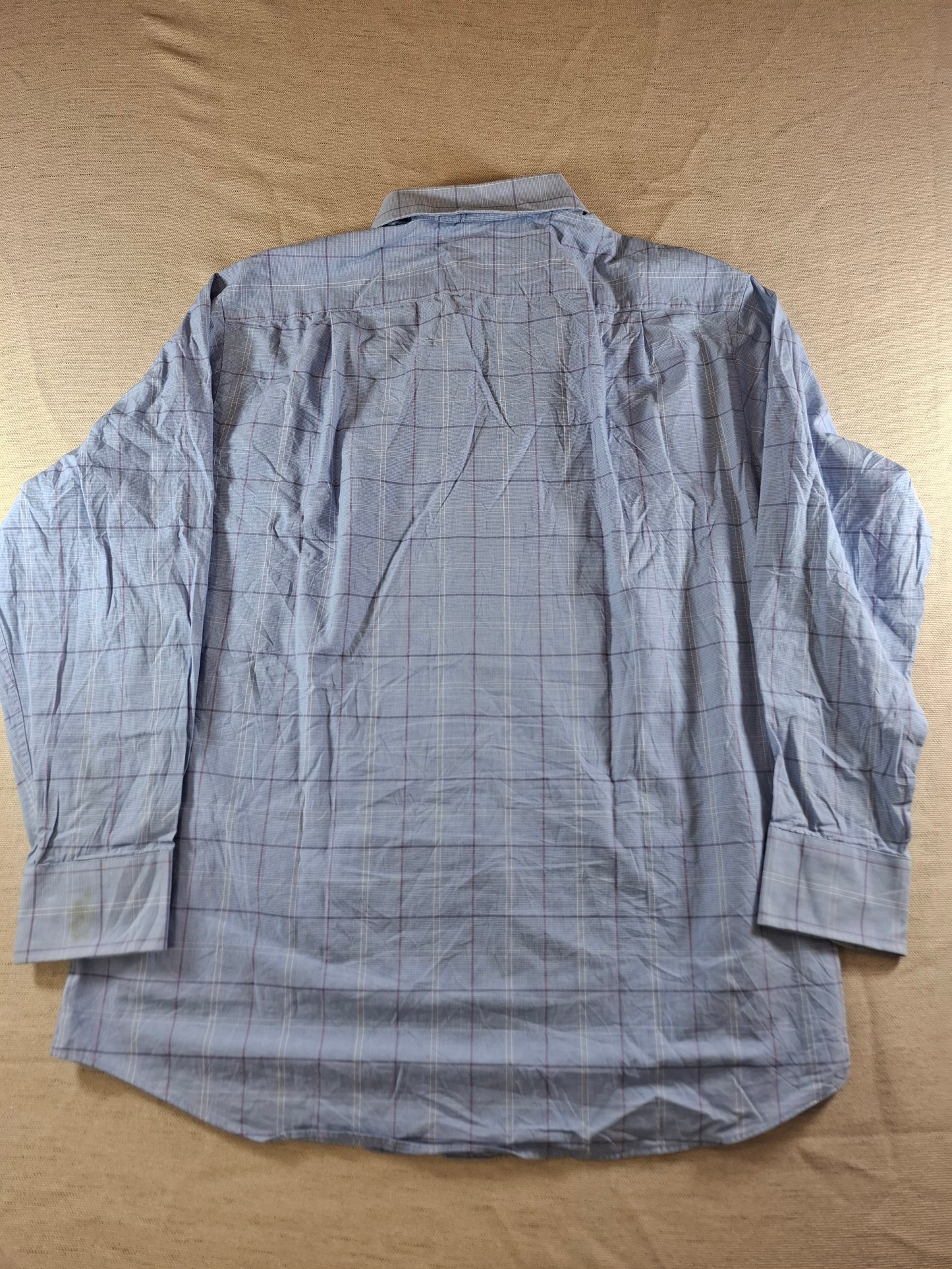 001095 Tommy Hilfiger Button down shirt size 16,5 / 32-33 / L Blue/ White/ Red checkered