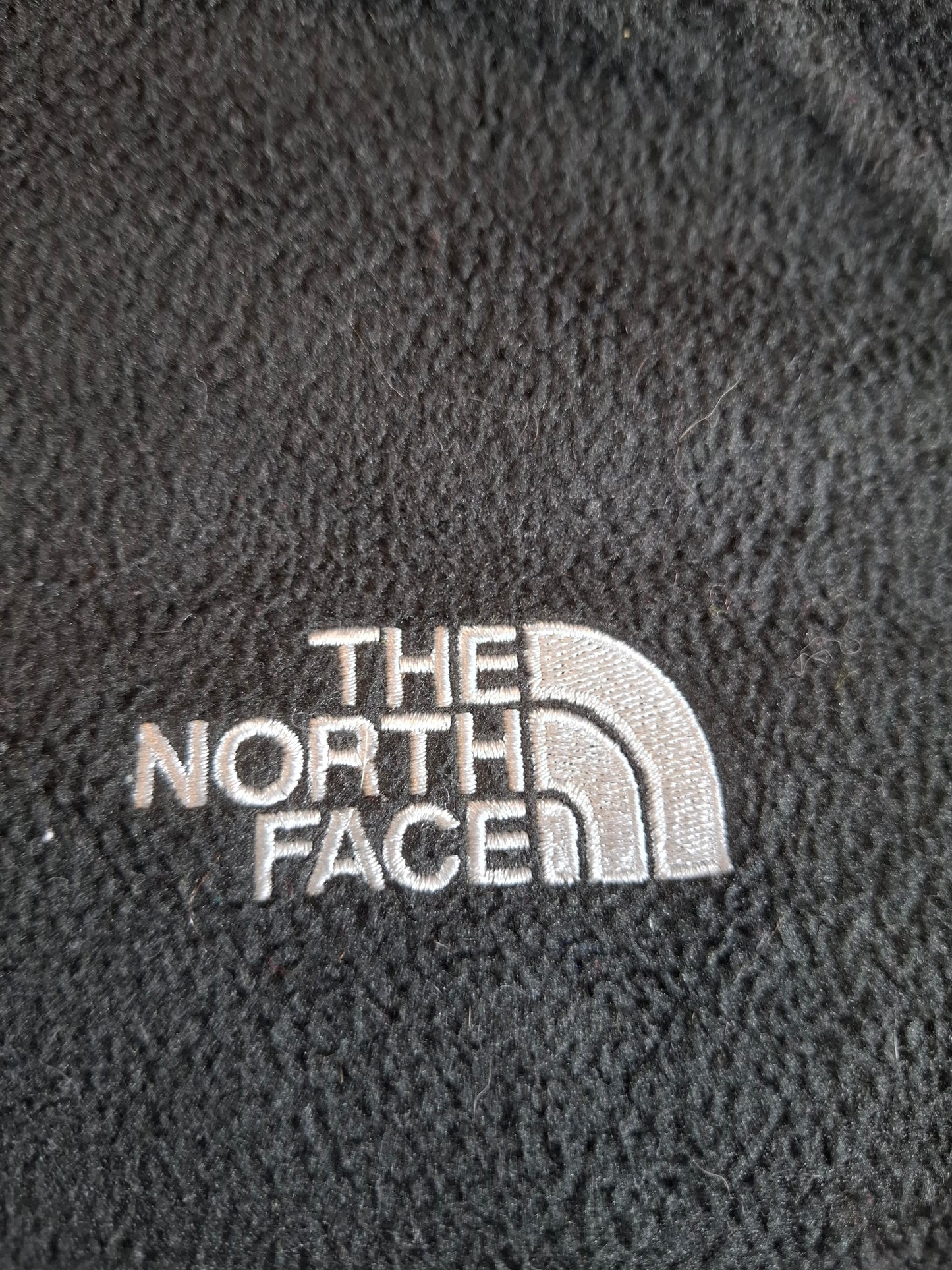 000699 The North Face Fleece size XL Black