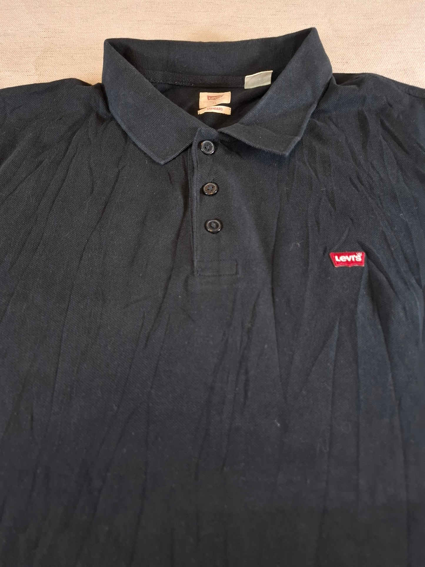 001136 Levi's Polo size XL Black