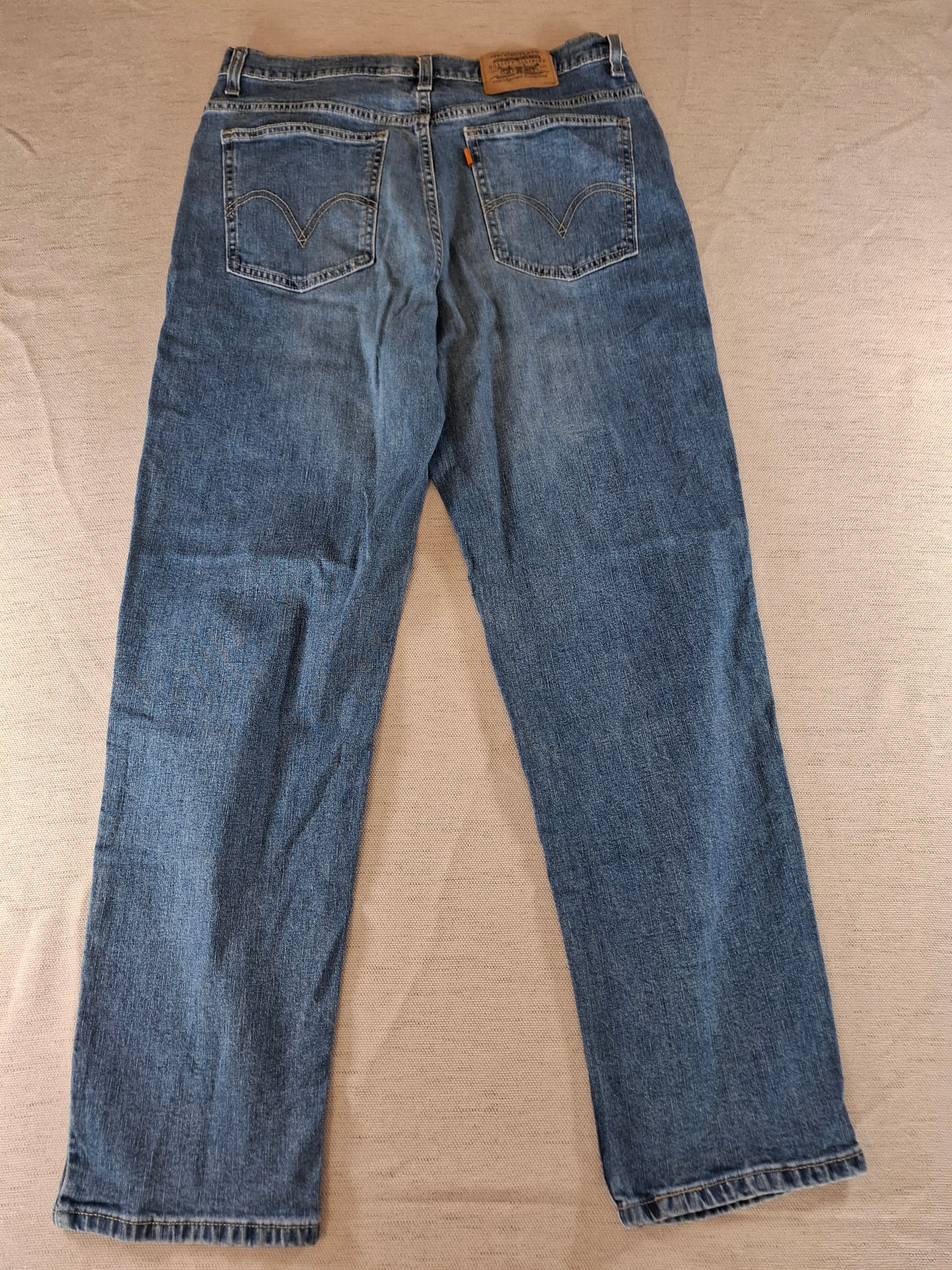 000175 Levi's 550 Jeans size 14 Blue