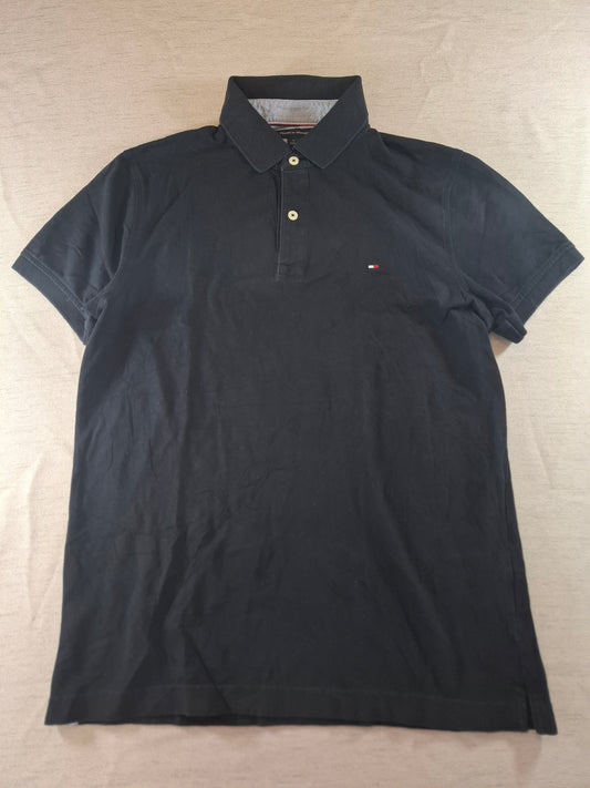 000158 Tommy Hilfiger Polo size M Black