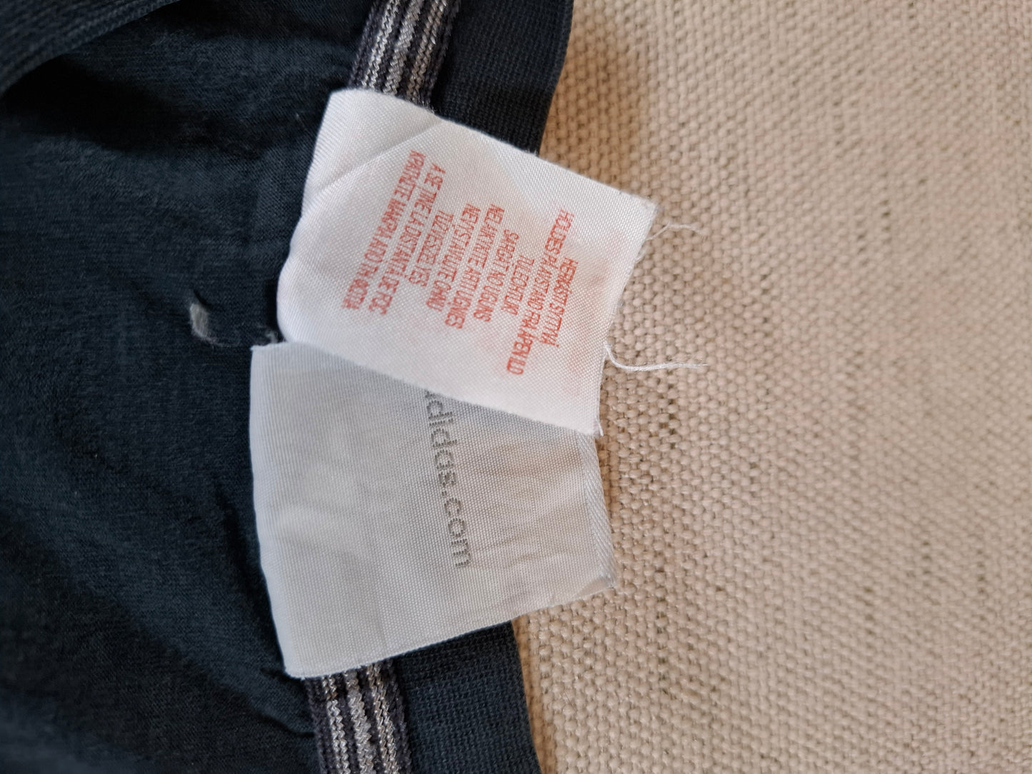 000126 Adidas T-shirt size XL Black