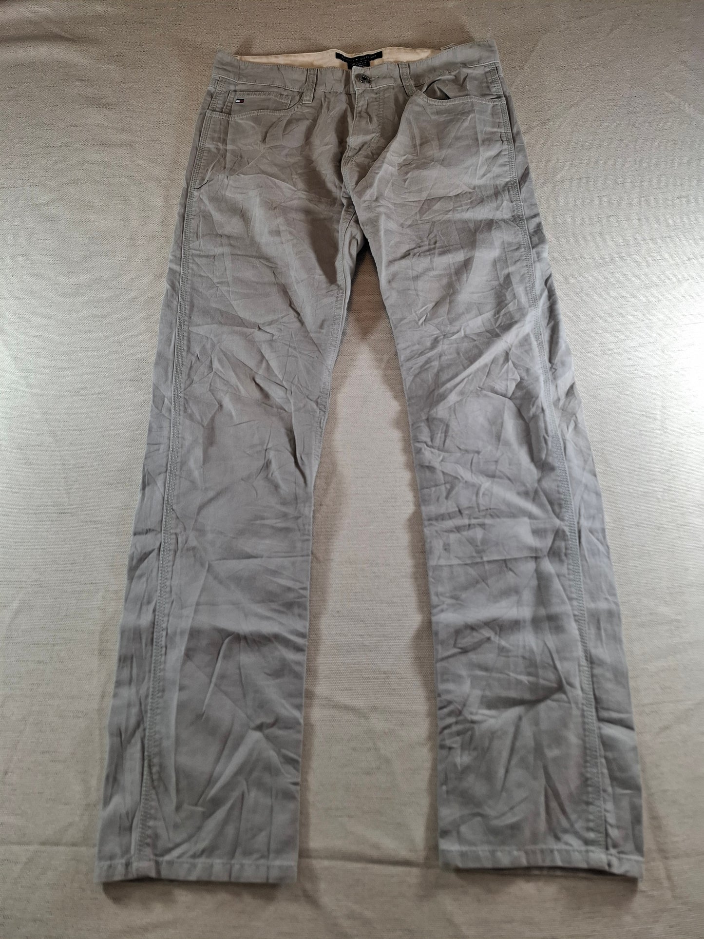 000224 Tommy Hilfiger Jeans size 30/32 Grey
