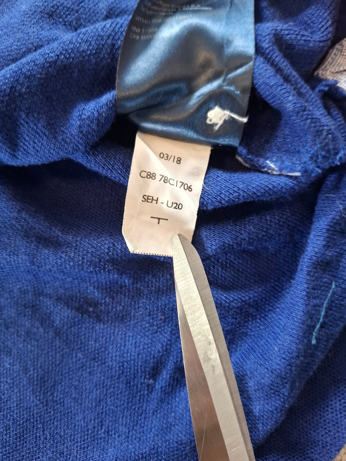 001061 Tommy Hilfiger Polo size L Green/ Blue/ White