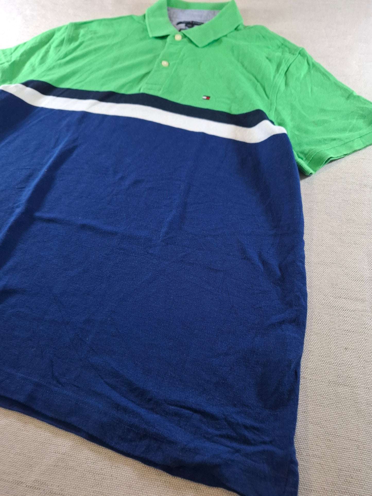 001061 Tommy Hilfiger Polo size L Green/ Blue/ White