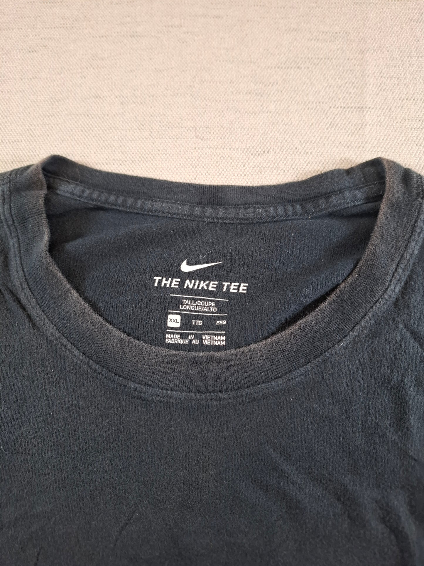 001124 Nike T-shirt size XXL Black