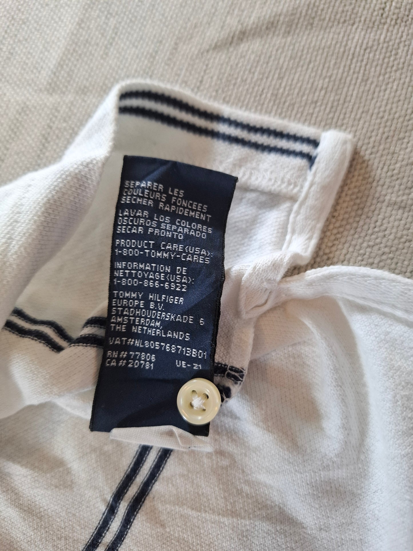 001065 Tommy Hilfiger Polo size S White/ Black