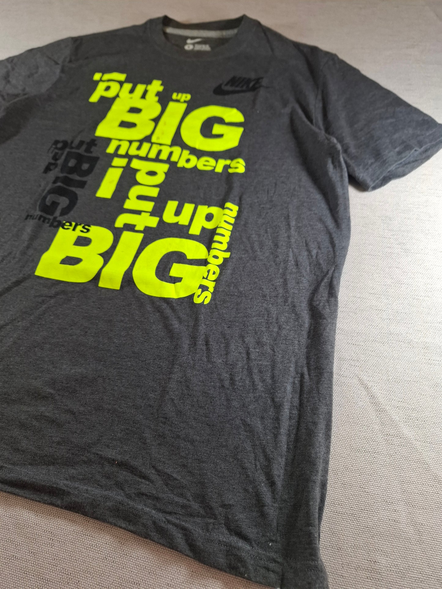 001130 Nike T-shirt size L Grey