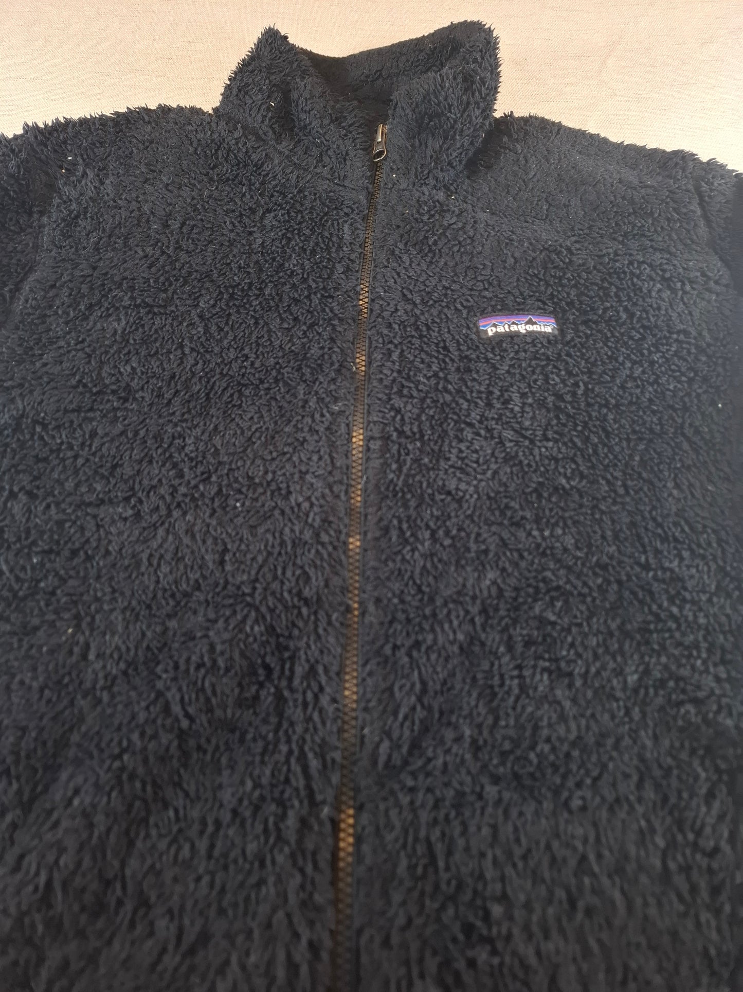 000689 Patagonia Fleece size XL Black