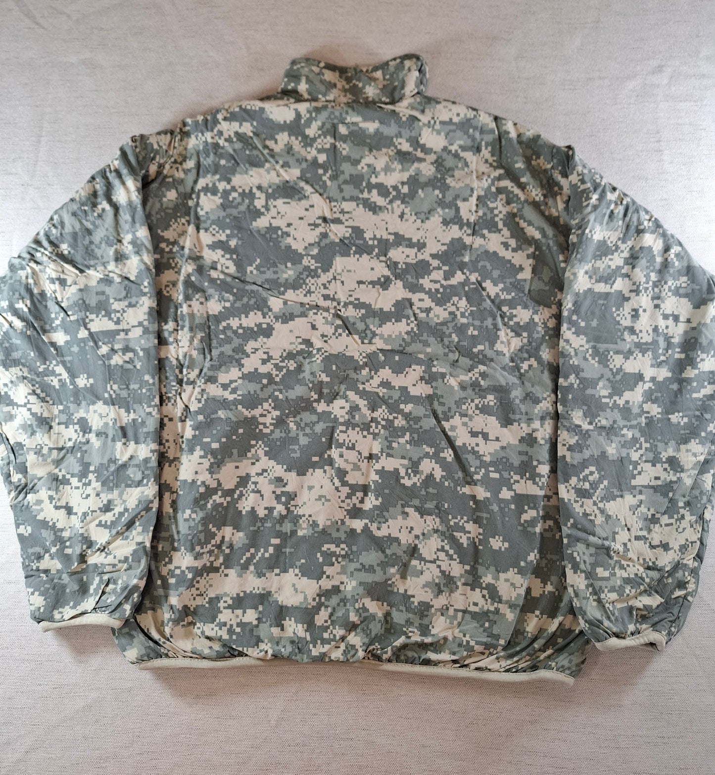 J156 Patagonia jacket UCP cammo/ Brown fleece L