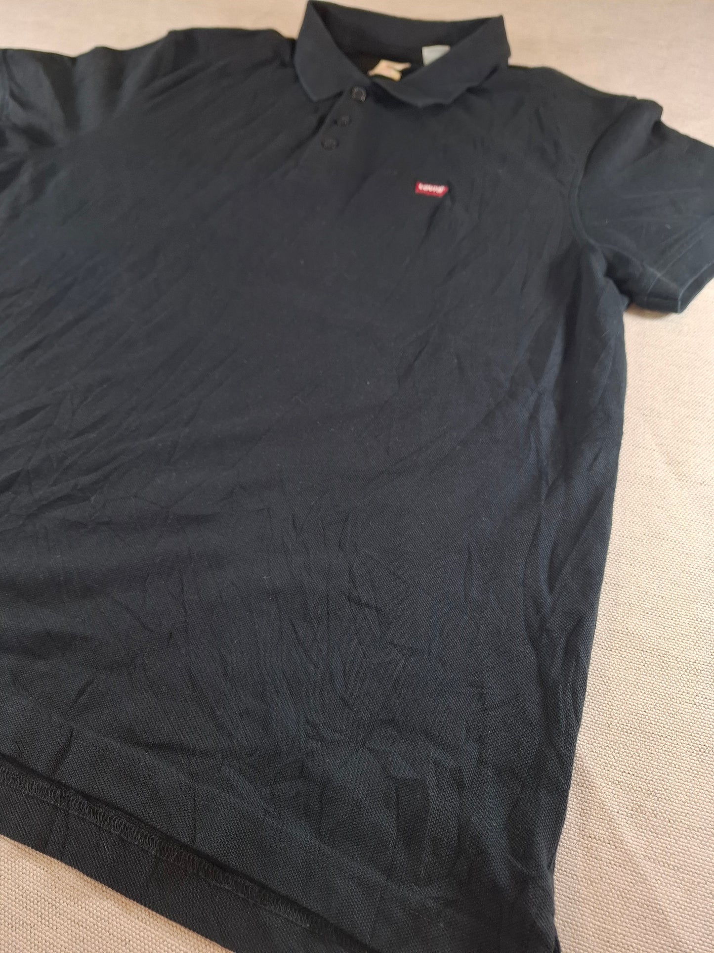 001136 Levi's Polo size XL Black