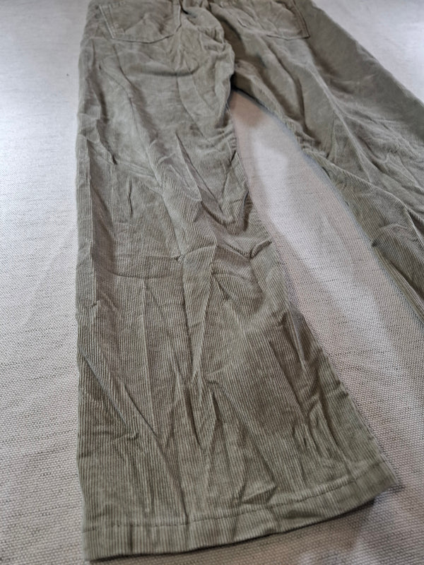 001158 – Levi's Corduroy Pants – Khaki, Size 34/30