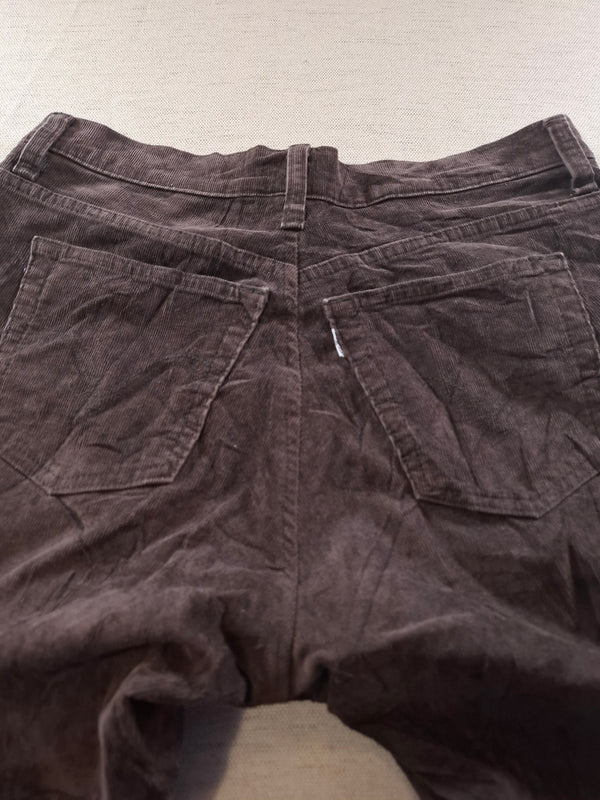 001161 – Levi's Corduroy Pants – Brown, Size Unknown
