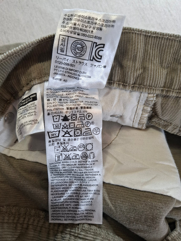 001158 – Levi's Corduroy Pants – Khaki, Size 34/30