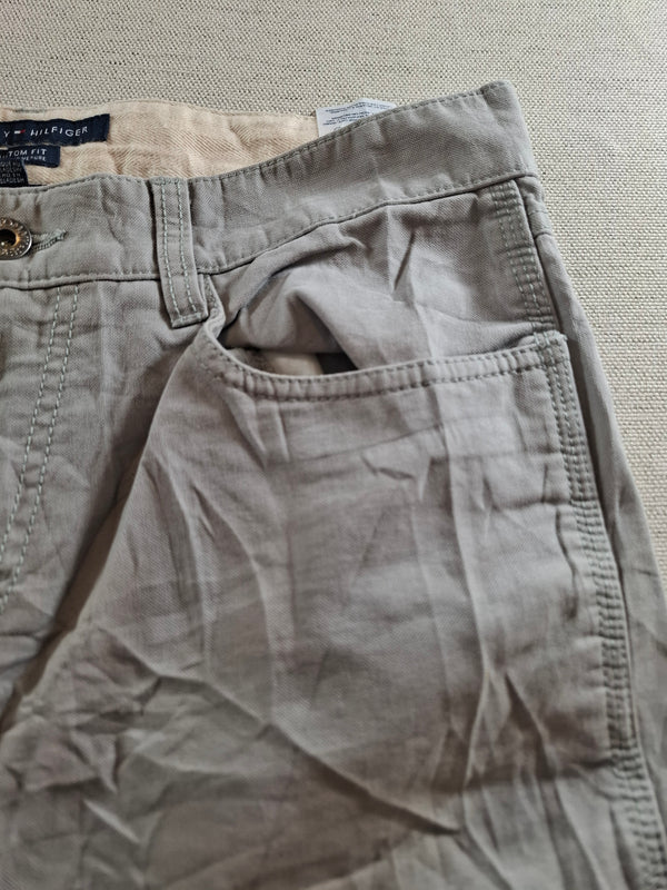 000224 – Tommy Hilfiger Jeans – Grey, Size 30/32