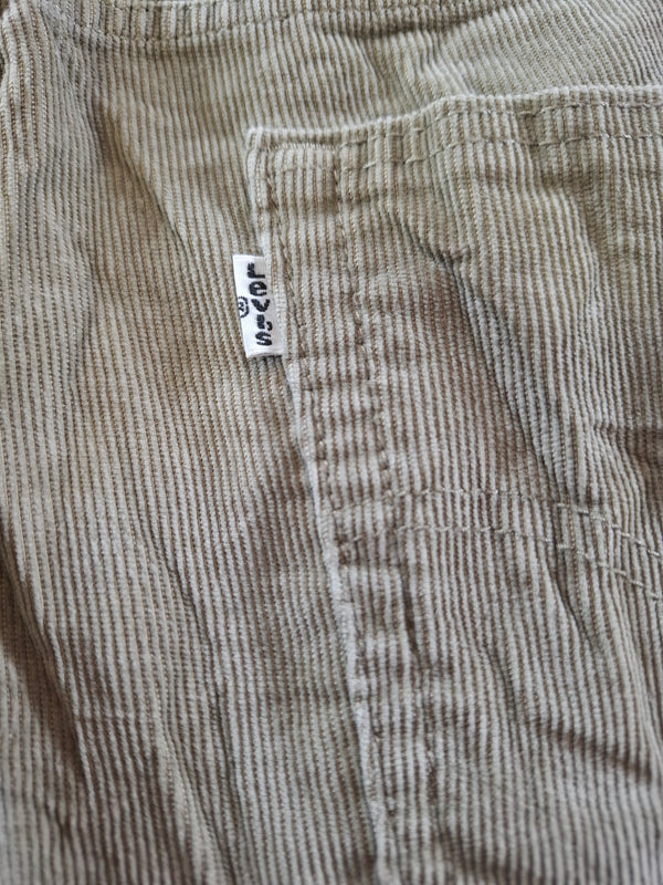 001158 – Levi's Corduroy Pants – Khaki, Size 34/30