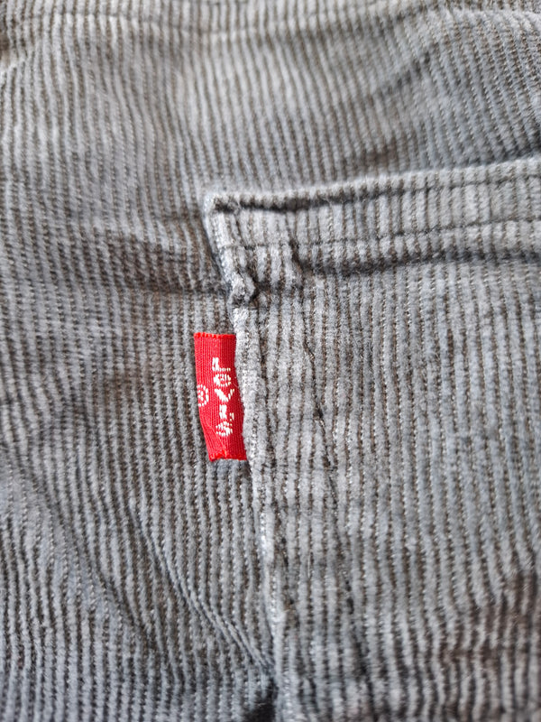 001159 – Levi's Corduroy Pants – Anthracite, Size 40/32
