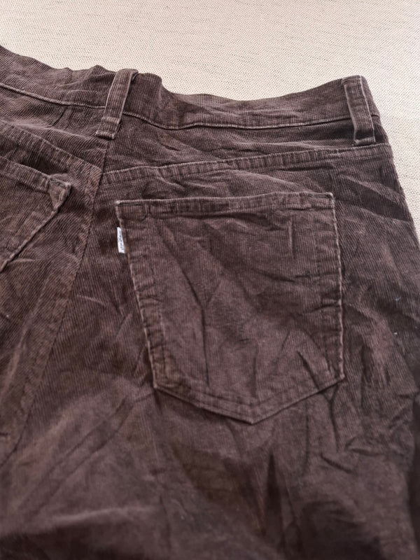 001161 – Levi's Corduroy Pants – Brown, Size Unknown