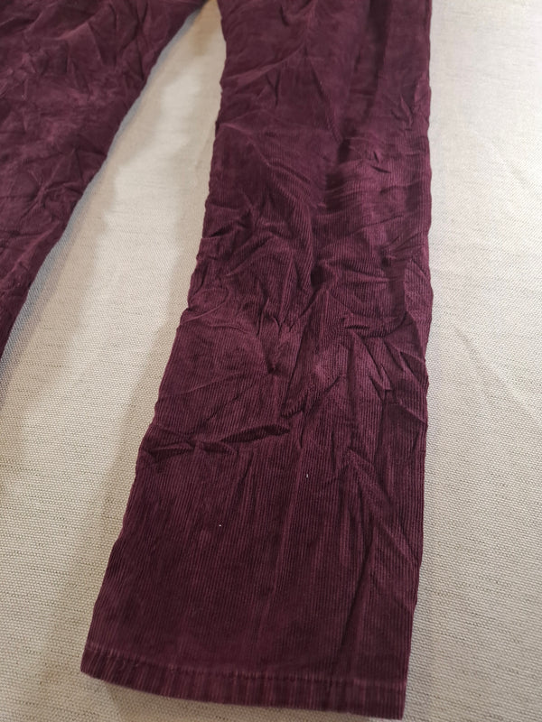 001160 – Levi's Corduroy Pants – Burgundy, Size 33/32