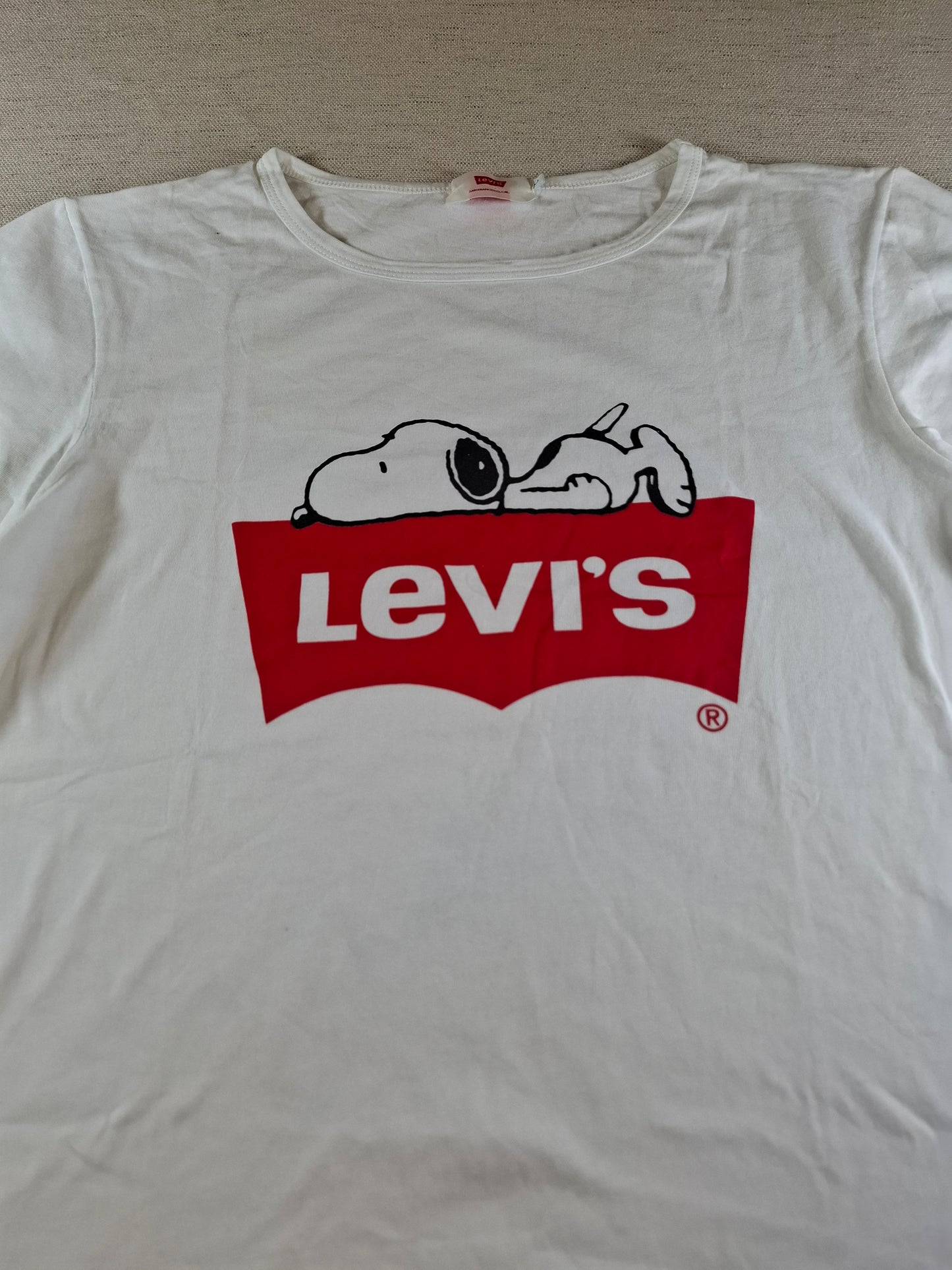 001135 Levi's T-shirt size L White