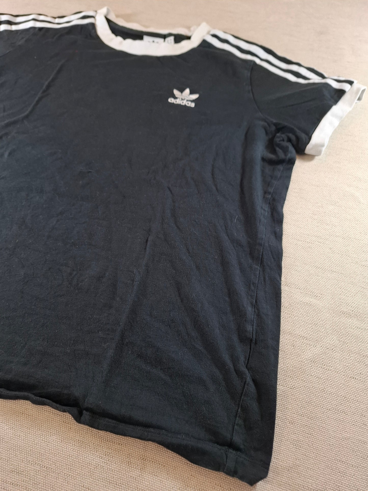 000125 – Adidas T-Shirt – Black, Size M