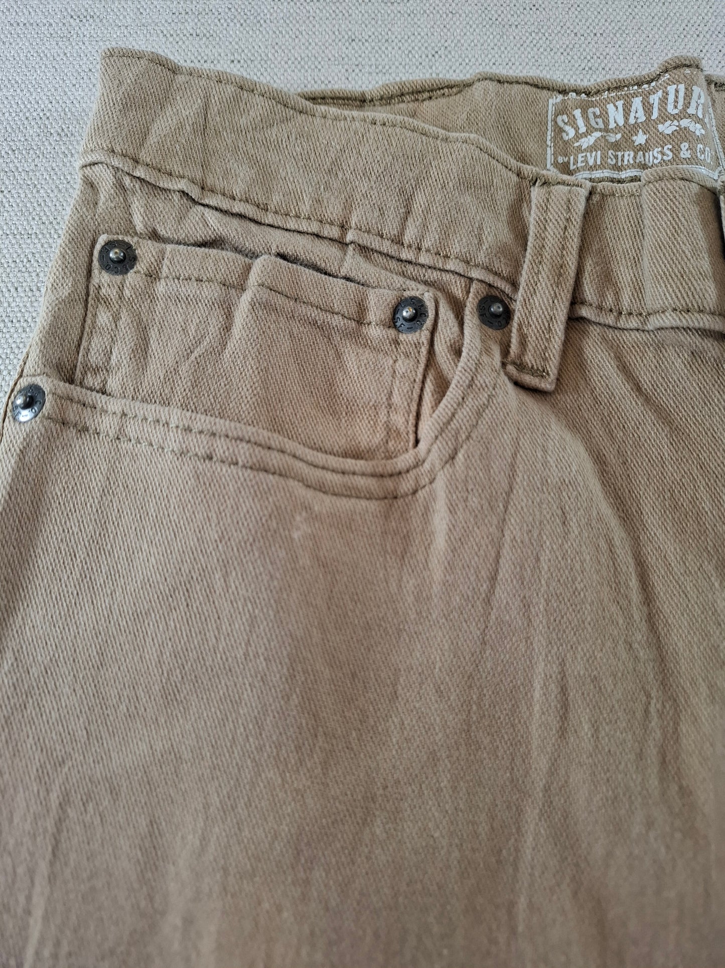 000172 Levi's Jeans size 18 Regular Khaki