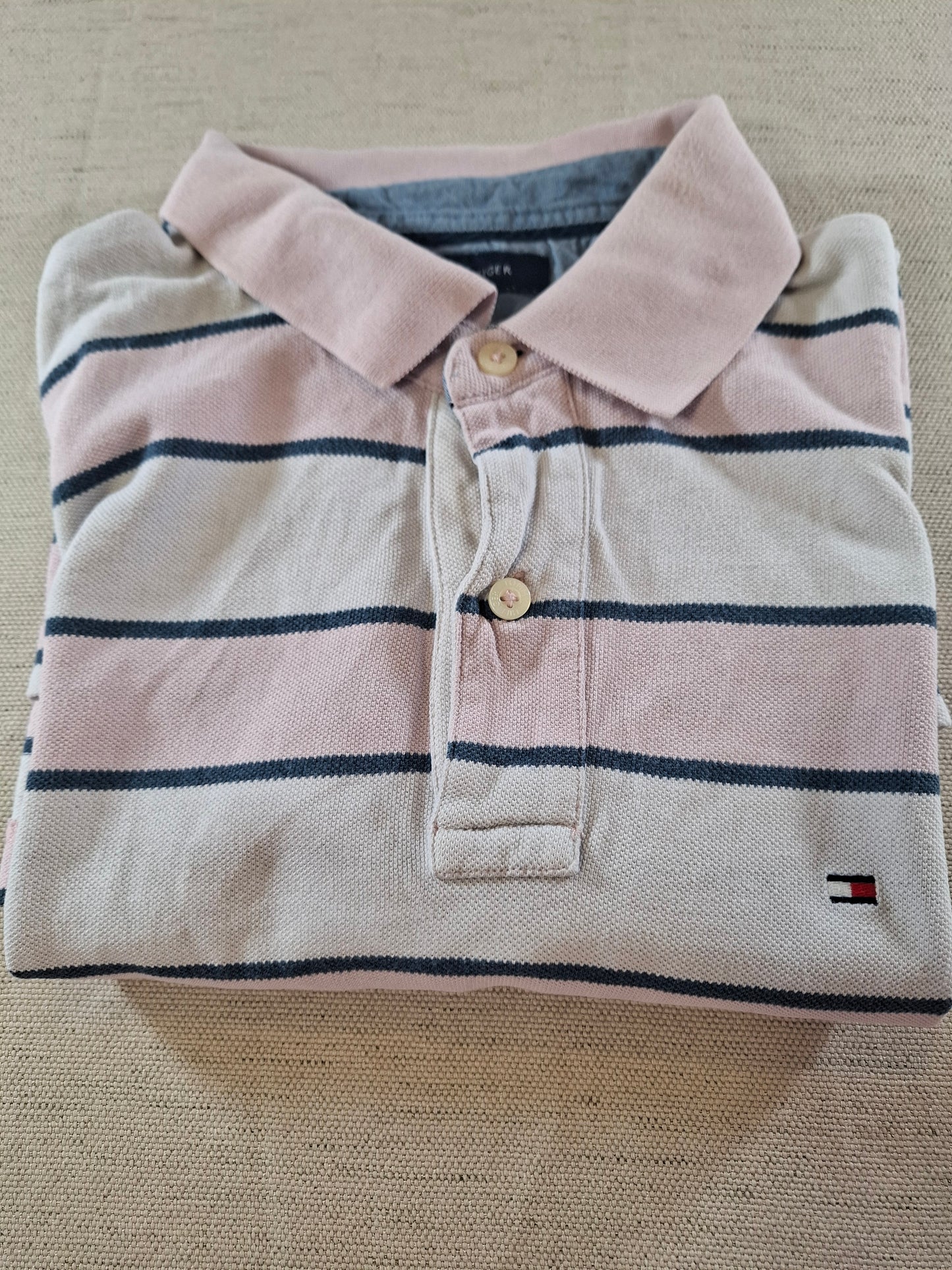 001112 Tommy Hilfiger Polo size L Red/ White/ Blue striped